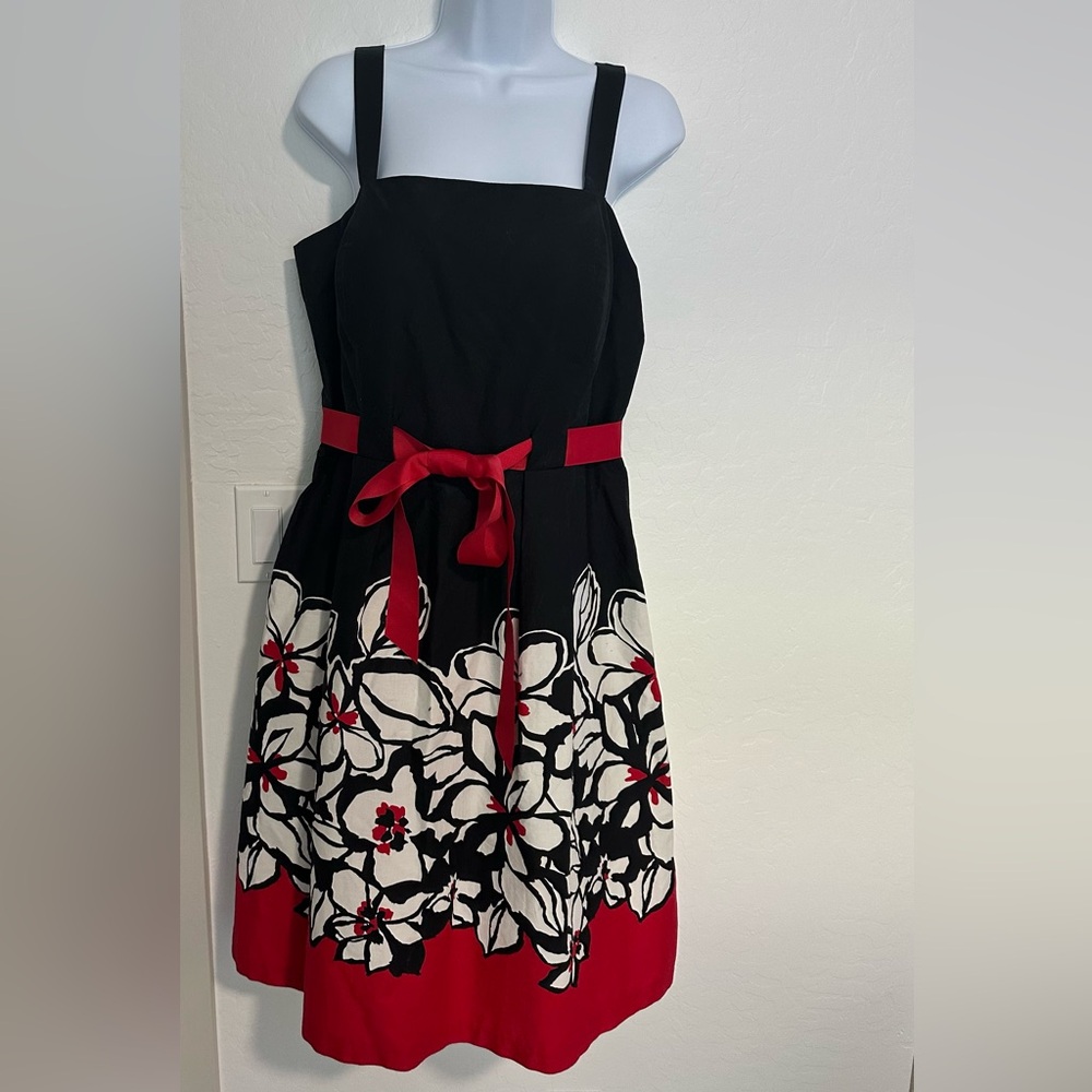 Madison Leigh Black and Red Sleeveless Square Neck Sundress